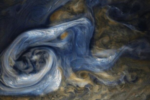 Hailstorms on Jupiter Pelt Giant Slushee Balls of Ammonia And Water : ScienceAlert