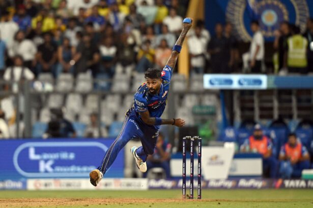 Hardik Pandya scares Mumbai Indians owner with robo-dog after MI vs CSK IPL 2025 match [Watch]