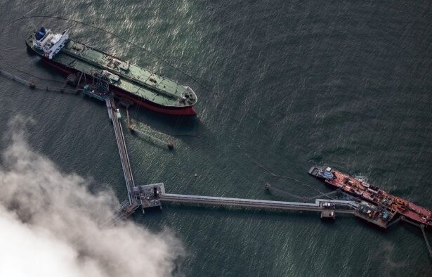 Hedge fund Elliott turns up heat on BP with demand for deep spending cuts