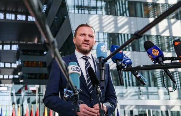 Hungary would hurt EU taxpayers by lifting Russia sanctions, warns Estonia