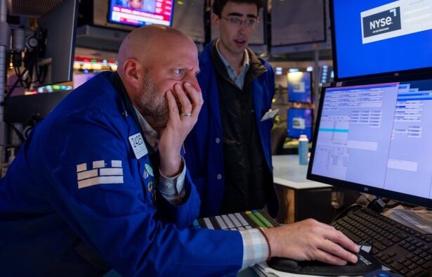 IMF warns of rising US recession risk and defends Fed rate policy