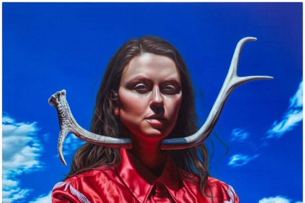 In Hyperrealistic Oil Paintings, Chloe West Summons Magical Realism in the American West — Colossal