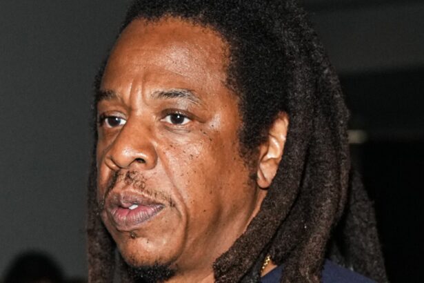 Jay-Z Rape Accuser Files to Dismiss His Lawsuit Against Her