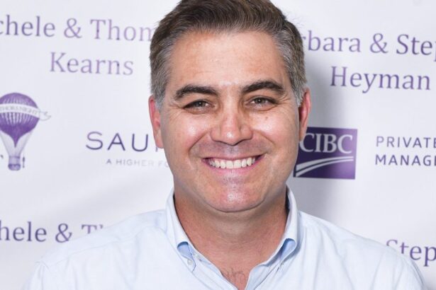 Jim Acosta Signs With WME