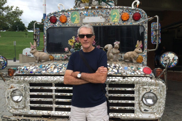 John Humble, Photographer Who Captured LA’s Contradictions, Dies at 81