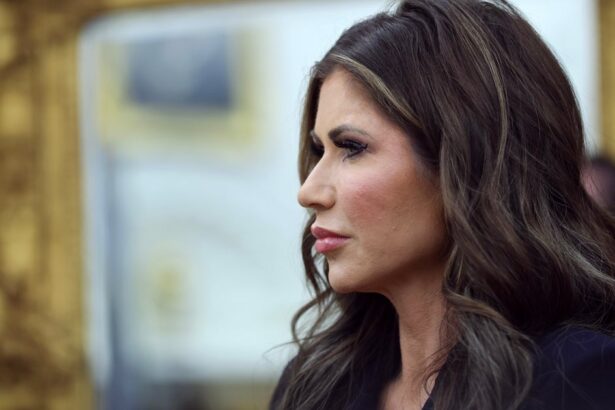 Kristi Noem’s Bag Stolen At D.C. Restaurant With ,000 Cash Inside