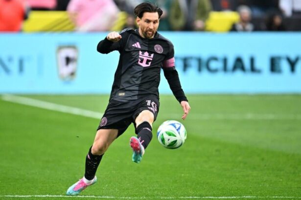 Lionel Messi, Inter Miami remain undefeated as role players step up in narrow win over Columbus Crew