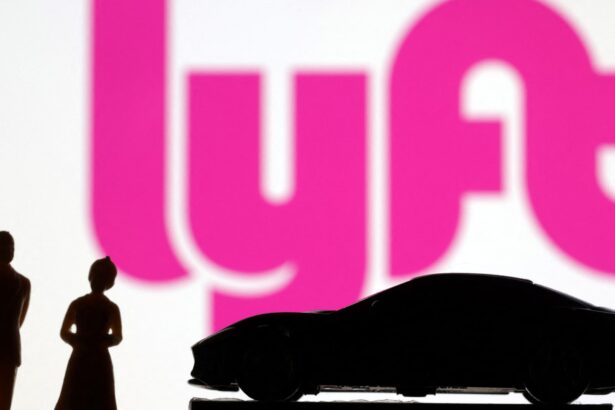 Lyft to buy taxi app Free Now for 0 million to expand into Europe