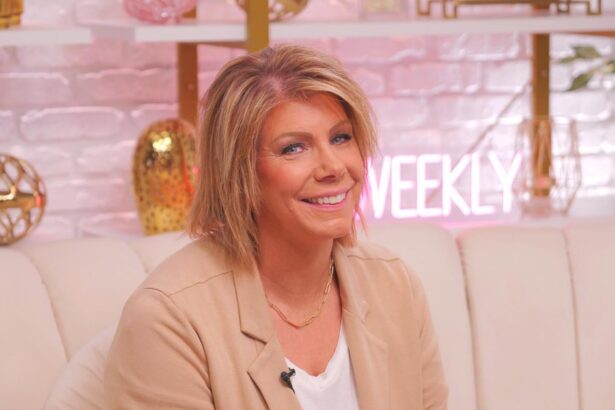 Meri Brown Stuns in Little Black Dress After Sister Wives Divorce