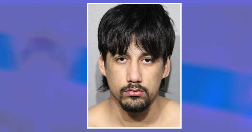 Migrant robbed woman at gunpoint in Streeterville just 3 days after getting off electronic monitoring: prosecutors