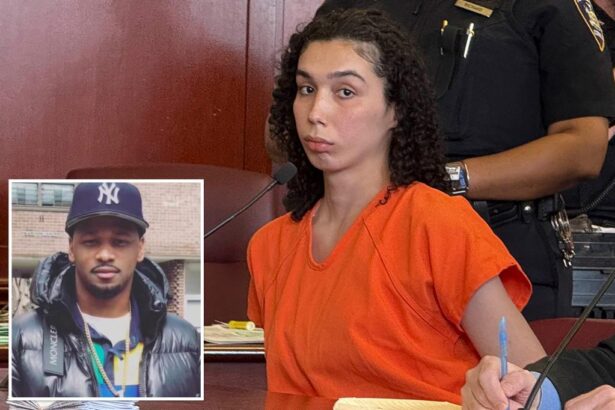 Mom of postal worker killed in NY deli stabbing slams plea deal