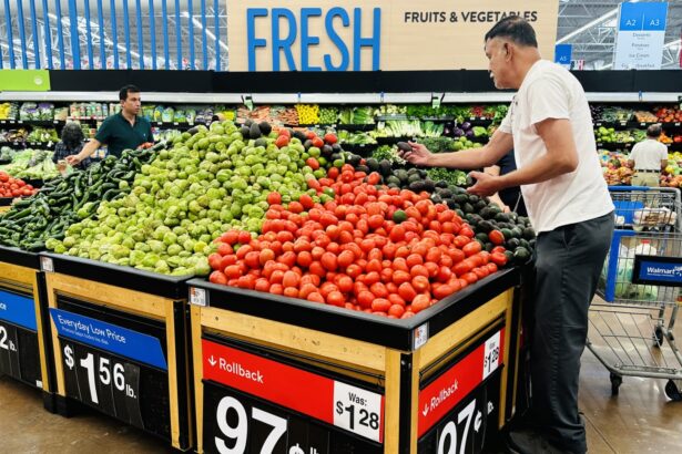 More Americans buy groceries with buy now, pay later loans