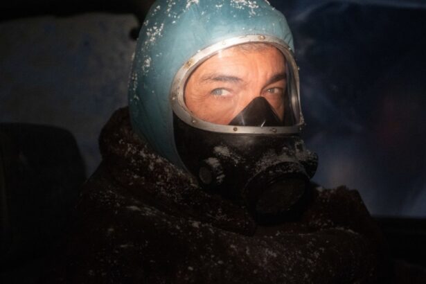 Netflix Teases Ricardo Darín Fronted ‘The Eternaut’ in Buenos Aires