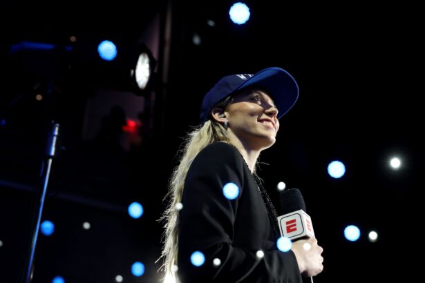 Paige Bueckers opens up about the book that fuels her game-day mindset