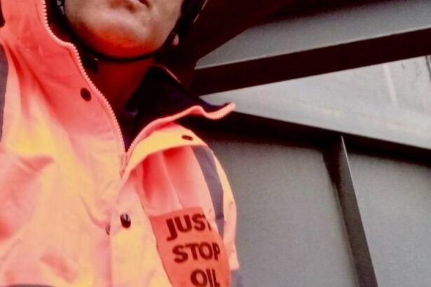 Prison notebook of climate protester