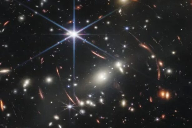 Pushing Webb to Its Limits May Have Revealed Earliest Galaxies : ScienceAlert