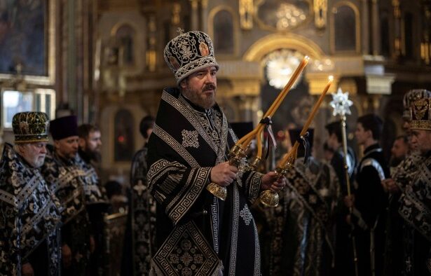 Putin declares 30-hour Easter ceasefire in Ukraine