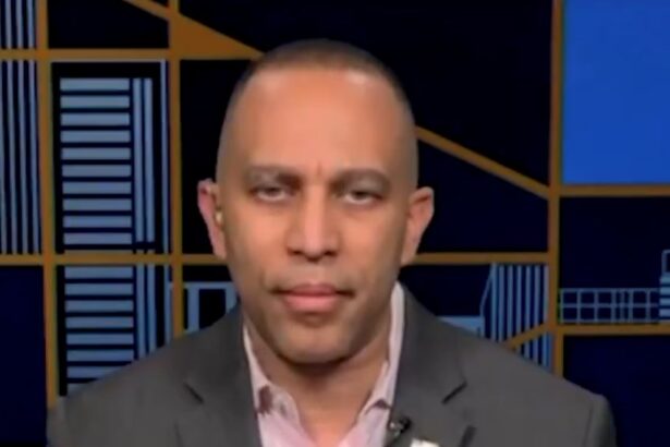 REPORT: House Minority Leader Hakeem Jeffries is Privately Telling Democrats to Stop the Trips to El Salvador |