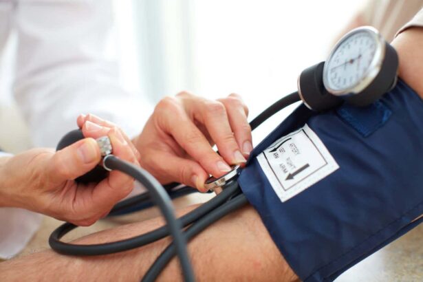 Reducing high blood pressure can cut risk of dementia