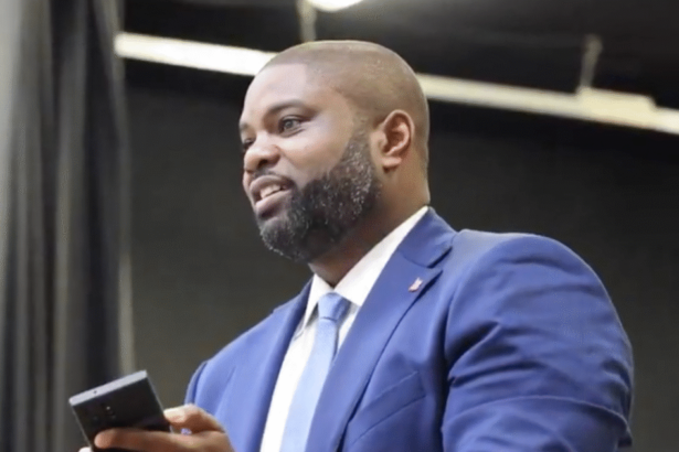 Rep. Bryron Donalds Shares Heartwarming Moment with President Trump: “This is the PEOPLE’S PRESIDENT. This is what the media will NEVER SHOW YOU.” |