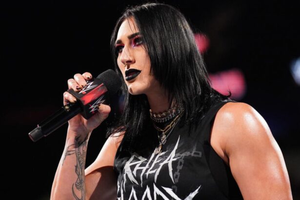 Rhea Ripley claims major WWE star is a d***head