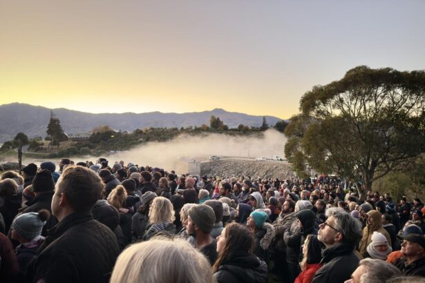 Southerners brave cold for Anzac Day services