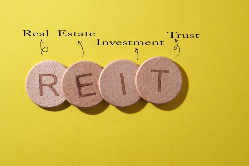 The Best REIT Stocks to Invest ,000 in Right Now