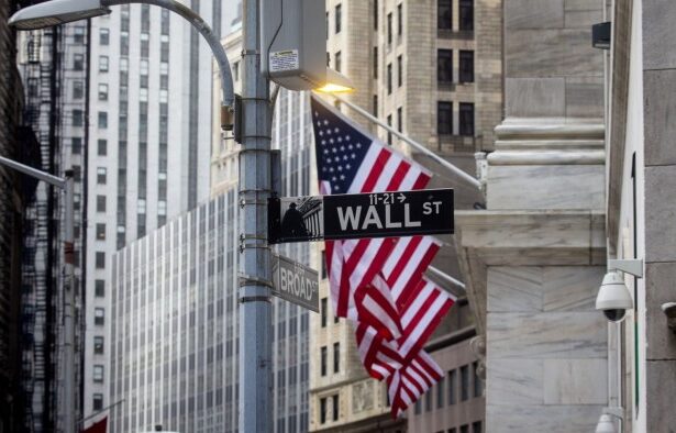 US government debt steadies after week of brutal selling