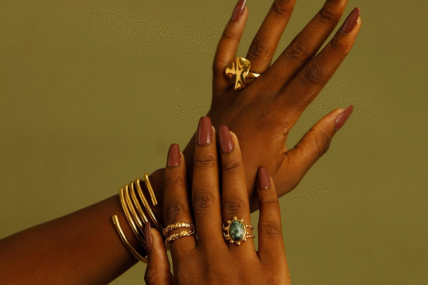 The Bold Gold Statement Jewelry Taking Over 2025