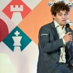 143,000 people teamed up to tie the world’s top chess player