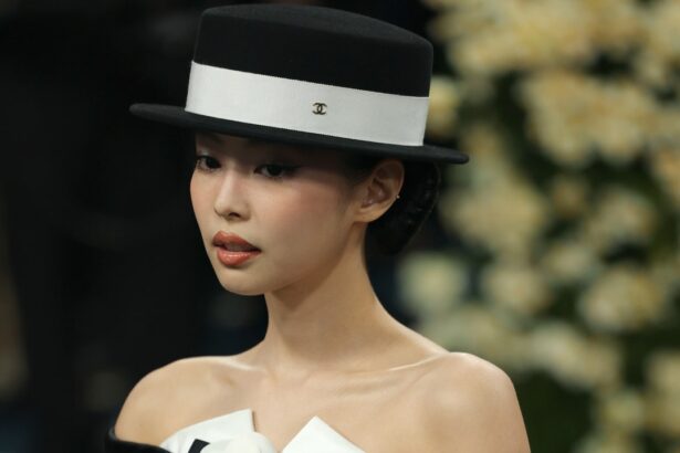 Blackpink’s Jennie Lights Up the Met Gala 2025 in a Chanel Look That Took 330 Hours to Create