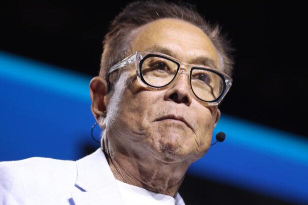 4 Encore Career Ideas for Your Retirement, According to Robert Kiyosaki