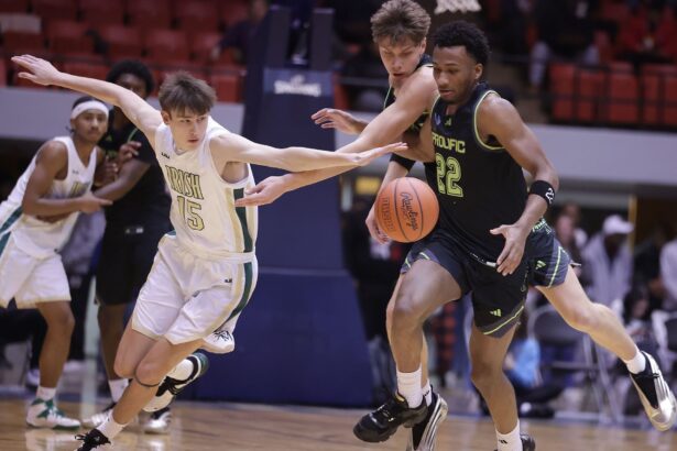 5-star Darryn Peterson hyped as Kansas legend Jacque Vaughn returns to Bill Self’s team