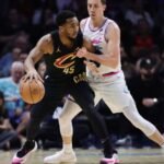 Amazon Hopes to Snare Holiday Ad Dollars By Pairing NFL With NBA
