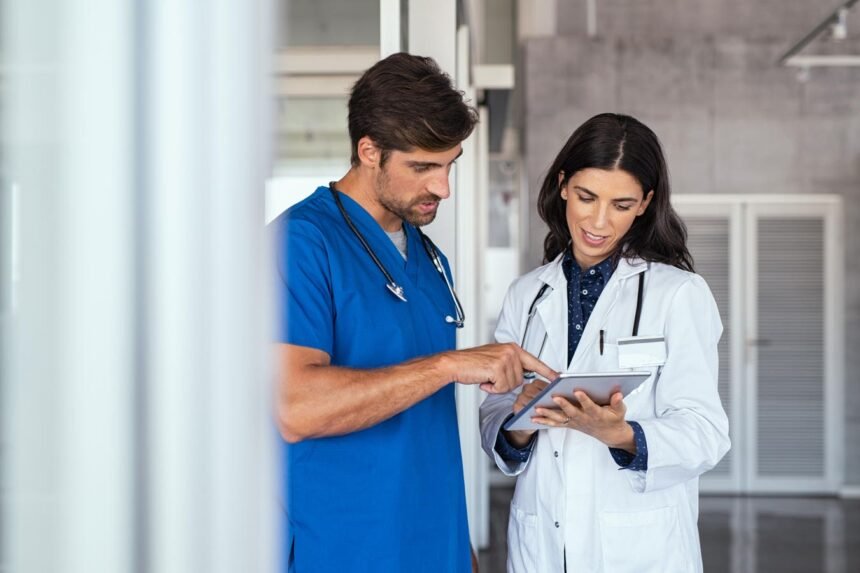 Amid Doctor Shortage, Physician Assistant Pay Hits 0,000
