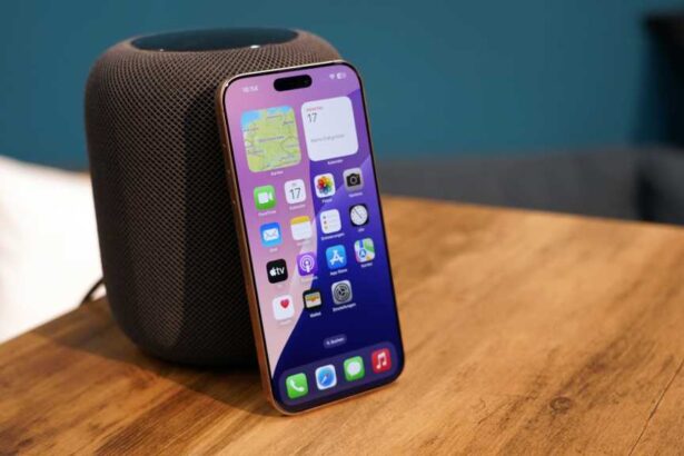 Apple iPhone All-Glass Curved Overhaul Tipped For 20th Birthday