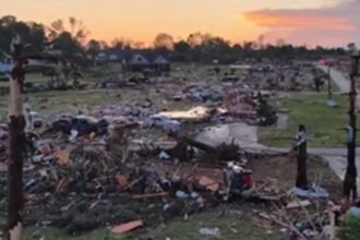 At Least 21 People Confirmed Dead After Tornados Rip Through Kentucky and Missouri (VIDEOS) |