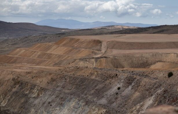 Bodies of 13 workers kidnapped from a Peruvian gold mine are found