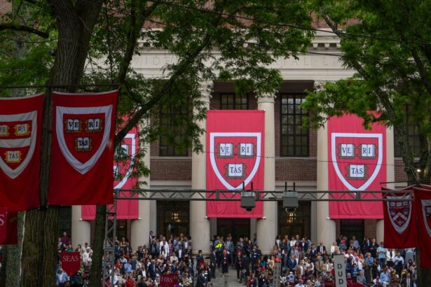 China Tries To Attract The Researchers America Is Turning Away