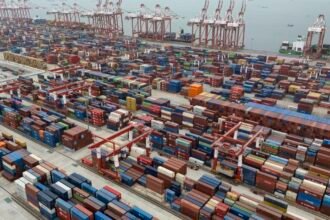 China mulls U.S. overtures on trade talks, but demands tariffs be canceled : NPR