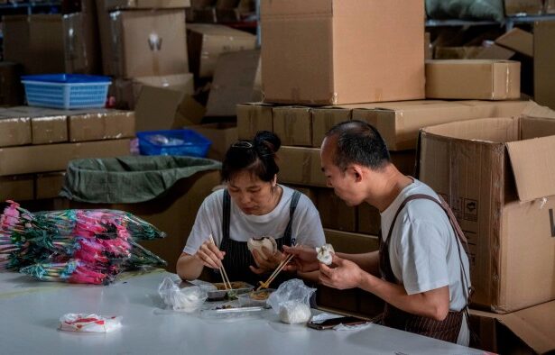 China signals opening for trade talks with US