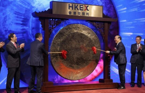 China’s battery leader CATL surges on debut in biggest listing of 2025