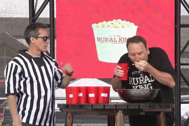 Competitive Eater Joey Chestnut Beats His Own Popcorn-Eating Record