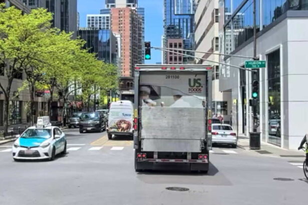 Cops detain 3 following separate stabbings in River North, South Loop