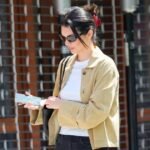 Copy Kendall Jenner’s Sleek Off-Duty Jeans Look for Just 