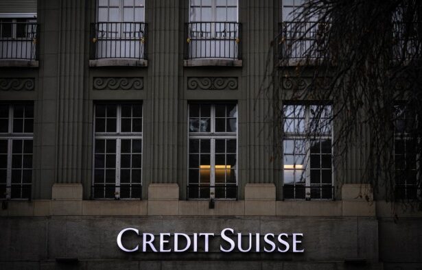 Credit Suisse to pay 1mn over helping wealthy Americans hide more than bn