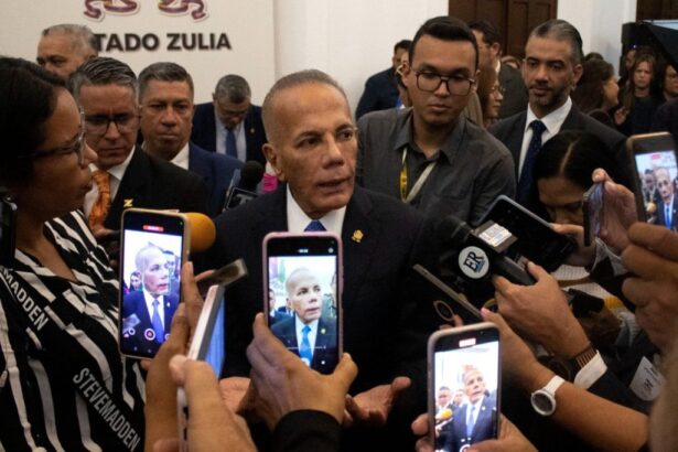 Elections in Venezuela: Manuel Rosales after defeat asserts “We will persist on the electoral path with truth and unity, rejecting abstention and sanctions”.
