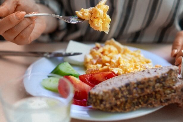 Expert Reveals a Drug-Free Way to Mimic The Effects of Ozempic : ScienceAlert