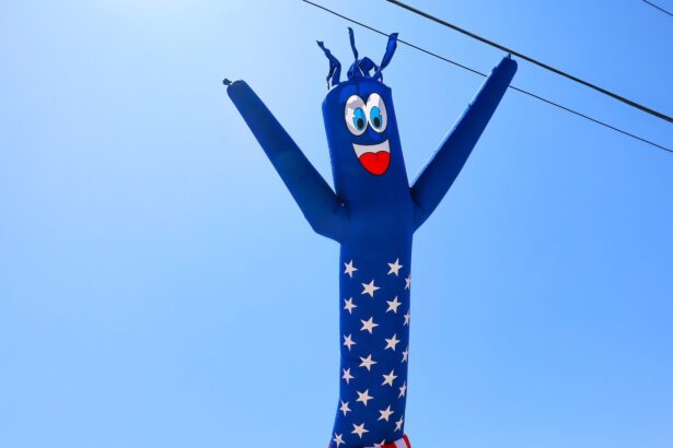 Flailing tube man-inspired robot uses no electronics