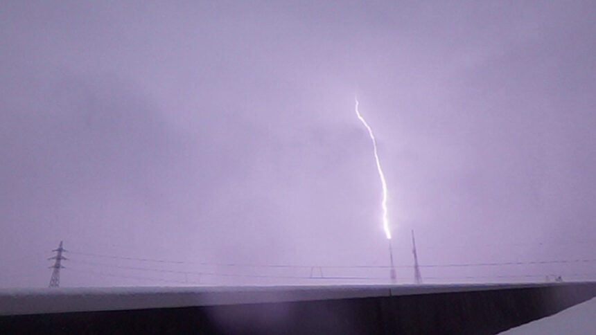 Gamma rays flared as this lightning bolt formed